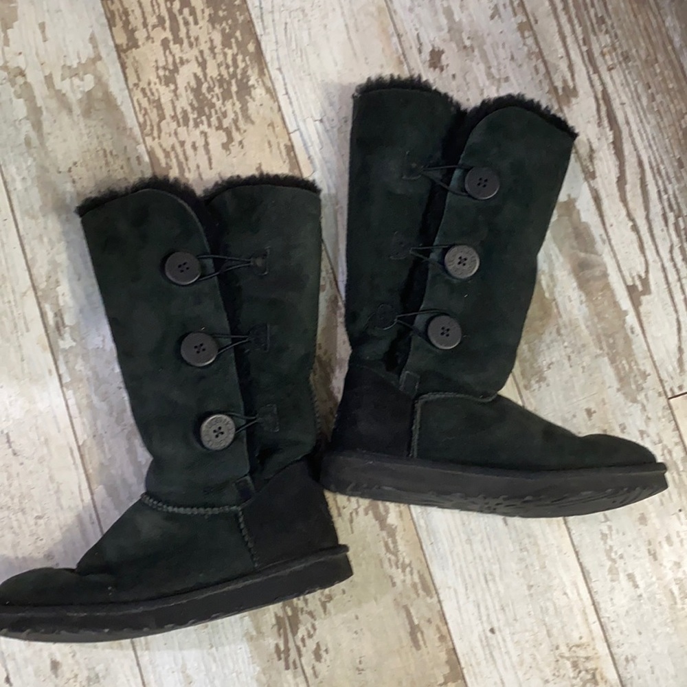 Ugg Boots - Black